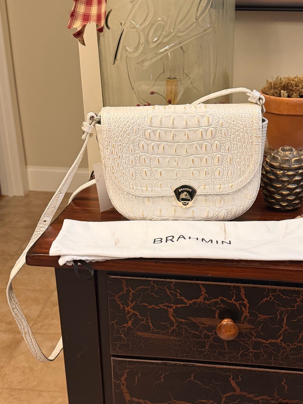 BRAHMIN women’s  Portia Croc-Embossed Leather Crossbody Bag
